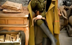 等不及在车里就要孙菲菲